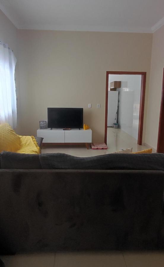 Casa De Temporada Com Piscina - Olimpia Villa Kültér fotó